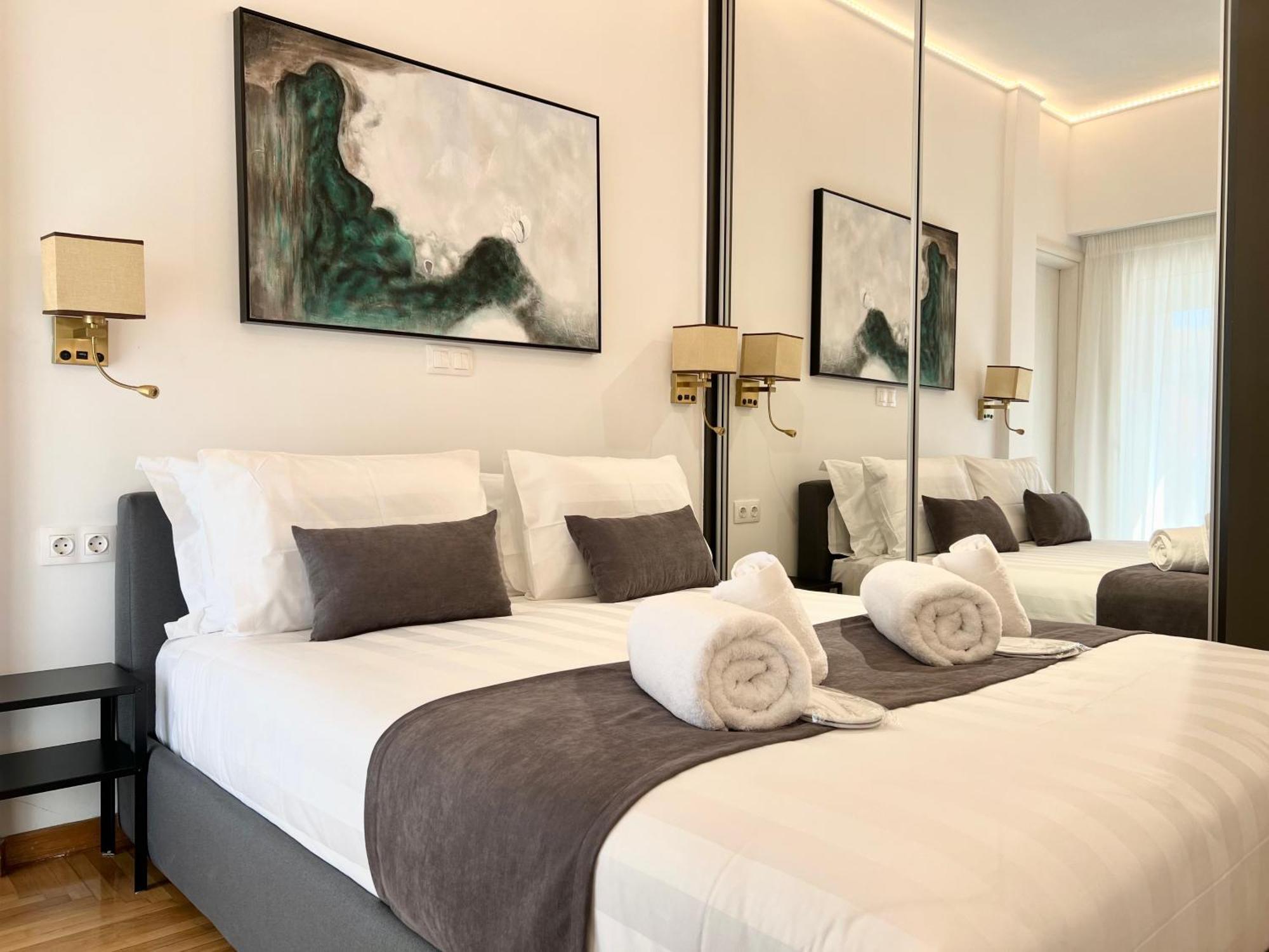Acropolis Golden View Penthouse Apartment เอเธนส์ ภายนอก รูปภาพ